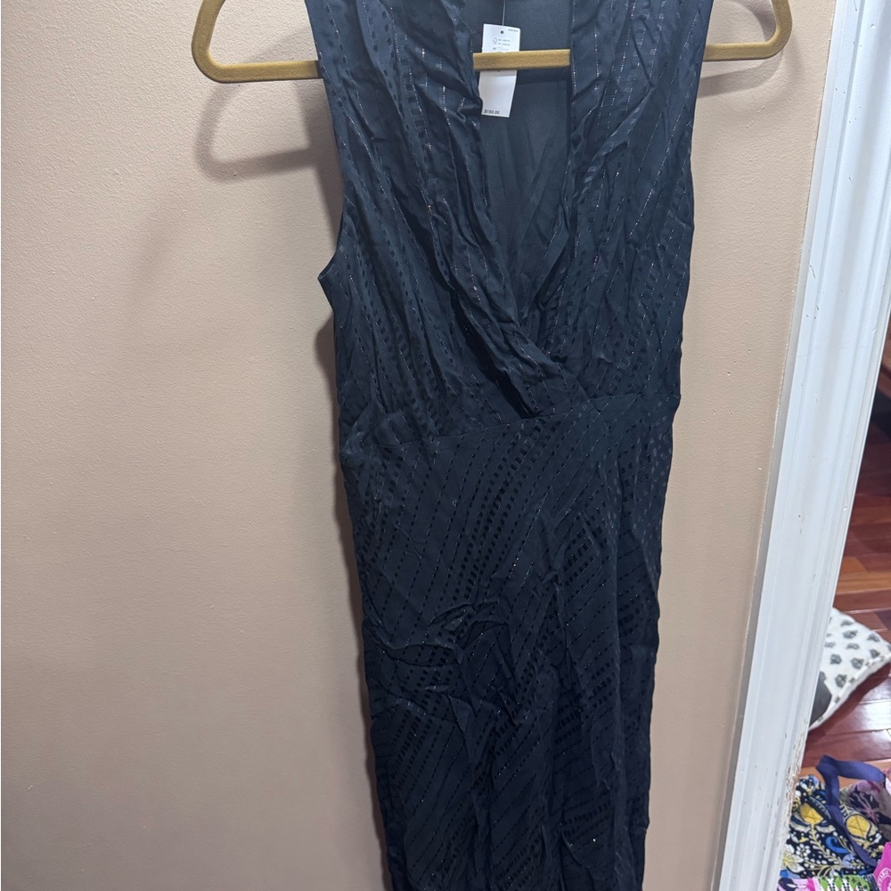 NWT | Banana Republic Factory | Sleeveless Black V-Neck | Women's Dress | size 6